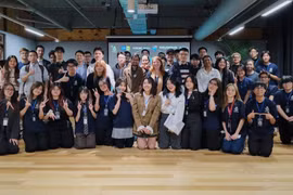 Students and speakers attend the Computer Science & Software Engineering Day - part of the “Career Compass” project at the Precinct, Fortitude Valley. (Photo: VNA broadcasts)