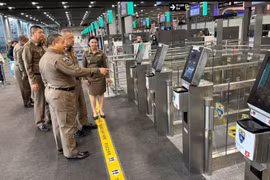 Thailand applies auto checkout at Suvarnabhumi airport