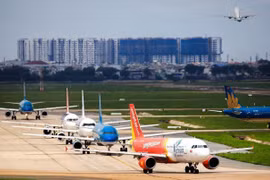 CAAV: 88.3% of flights run on time in five months