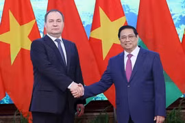 Prime Minister hosts welcome ceremony for Belarusian counterpart