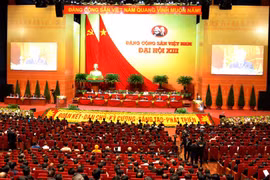International seminar discusses socialism in Vietnam, China