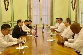 Vietnam, Cuba tighten historic relations