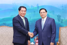 Prime Minister praises Hanoi-Vientiane cooperation