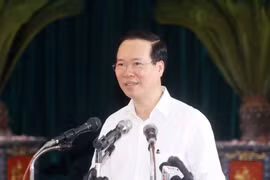 State leader visits model new-style rural commune in Nam Dinh province