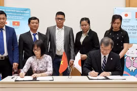 Japan funds three social welfare projects in Vietnam