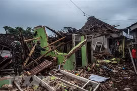 Indonesia commemorates victims of earthquake, tsunami 5 years ago