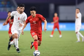 ASIAD 2023: Vietnam men's football faces difficulty after losing 0-4 to Iran