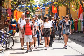 E-visa extension to 90 days expected to lure more foreign tourists to Vietnam