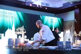 Festival gives Vietnamese a “Taste of Australia”