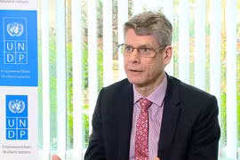 UNDP expert gives recommendations for Vietnam to overcome challenges