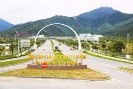 Da Nang calls for investment in 10 logistics centre projects 