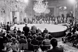 Symposium talks significance, lessons of Paris Peace Accords