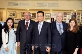 Vietnam, Russia step up communications relations