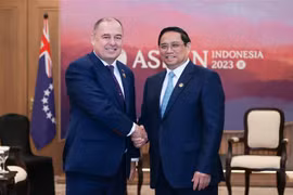 PM meets counterpart from the Cook Islands in Indonesia