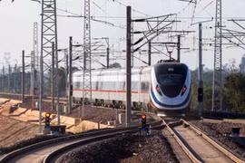 Laos, Malaysia sign agreement on railway cooperation