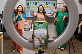 Indonesia bans goods transactions on social media platforms