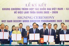 Vietnam, ILO sign decent work country programme for 2022 - 2026