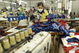 Average monthly income of workers up in Q1