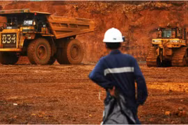 Foreign investors eye nickel industry in Indonesia