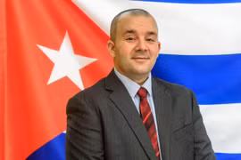 Cuba remains by Vietnam's side under all circumstances: Counsellor