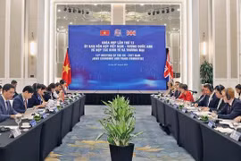 Vietnam, UK eye stronger economic, trade cooperation