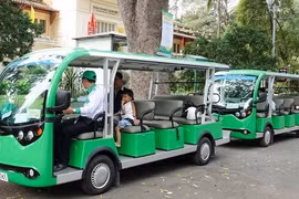 HCM City to pilot electric cars for city tours