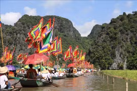 Tourism week “The Golden Colour of Tam Coc - Trang An” opens in Ninh Binh