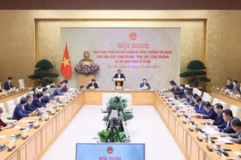 Joint efforts crucial to tackle credit difficulties, promote economic growth: PM