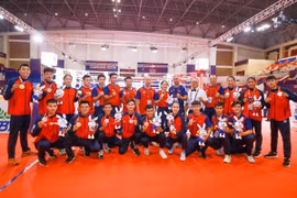 Vietnam leaves deep impressions at SEA Games 32