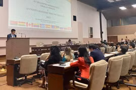 Vietnam shares experiences in corruption fight
