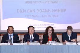 NA Chairman attends Vietnam-Argentina business forum