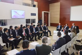 PM addresses WEF’s Country Strategic Dialogue on Vietnam