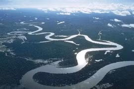 Summit seeks to foster cooperation for sustainable development of Mekong River basin
