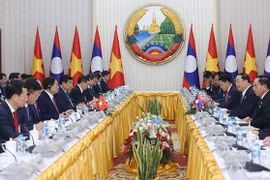Vietnamese, Lao Prime Ministers hold talks in Vientiane