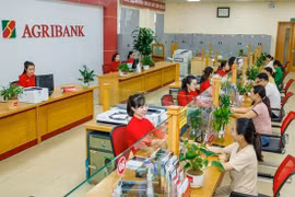 ‘Big Four’ slash deposit interest rates to lowest in banking system