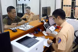 A Vietnamese person can own many vehicle registration plates: Circular
