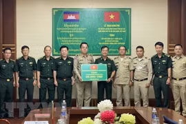  Vietnamese, Cambodian border guards forces coordinate in border management