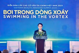 Economy improves but challenges remain: official