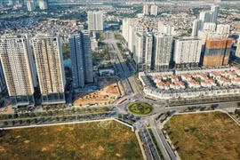 Stakeholders seek ways to remove roadblocks to real estate market
