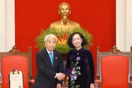 Party official receives President of Japanese House of Councillors