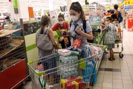 Thailand continues mobile grocery store initiative to cut cost of living