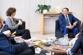 Vietnam pledges to accompany UNESCO for sustainable cultural development