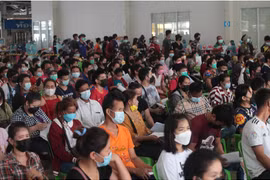 Thailand extends contracts of over 200,000 migrant workers