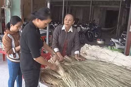 Tien Giang seeks ways to boost its handicraft products for export