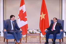 PM meets Canadian, Indian, Comoros leaders