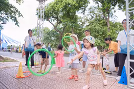 Family festival in Hanoi improve awareness of children drowning prevention