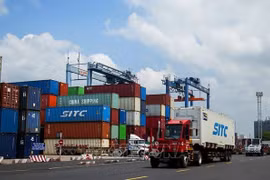 Vietnam to post faster growth over other countries in 2023: CIEM