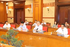 Party General Secretary and State President To Lam (front, second from right) speaks at the meeting on September 9. (Photo: VNA)