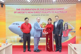 Australian Minister congratulates Vietjet on new direct routes connecting Vietnam, Australia