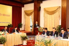 PM talks with religious dignitaries, followers nationwide